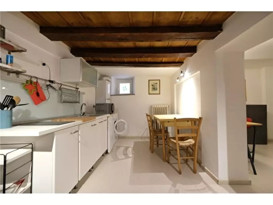 Immagine 10 di Appartamento in affitto  a Firenze