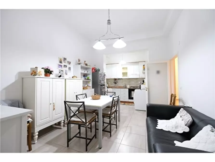 Immagine 2 di Appartamento in affitto  a Firenze