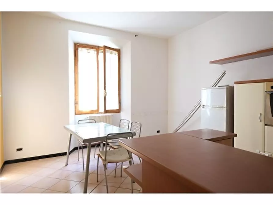 Immagine 5 di Appartamento in affitto  a Firenze