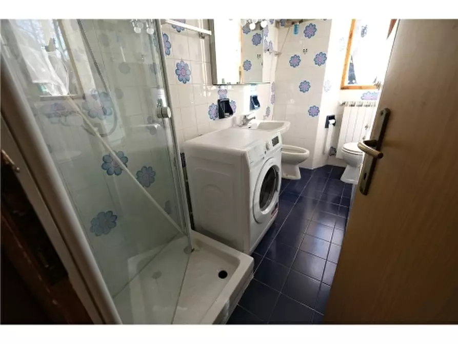 Immagine 11 di Appartamento in affitto  a Firenze