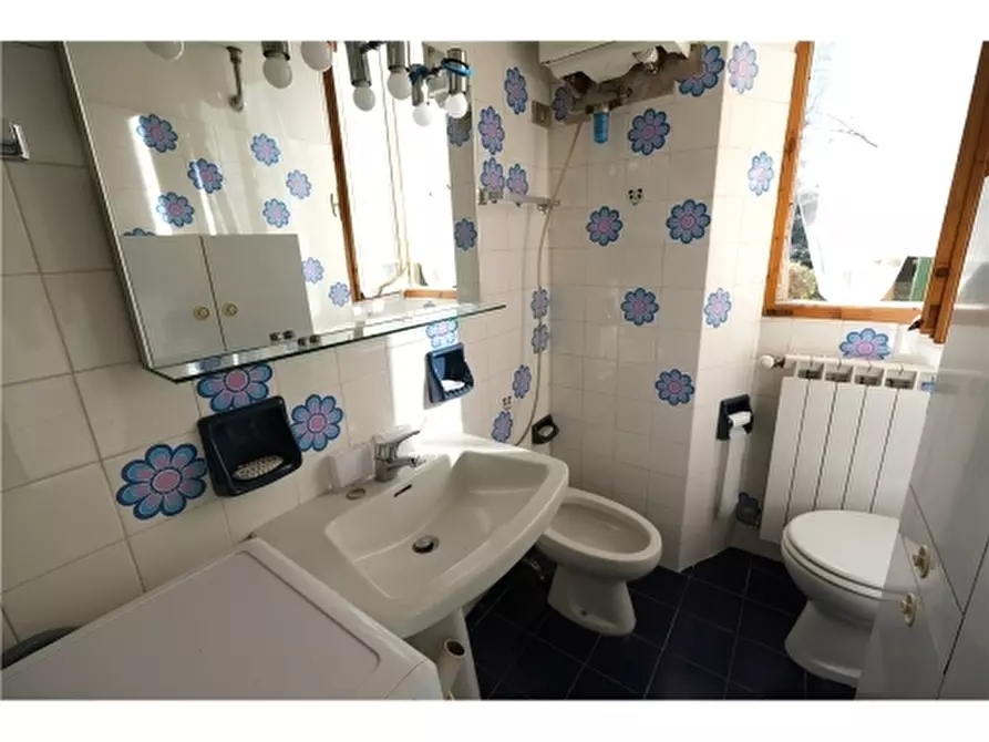 Immagine 14 di Appartamento in affitto  a Firenze