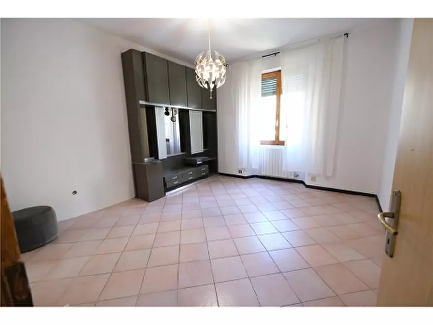 Immagine 16 di Appartamento in affitto  a Firenze