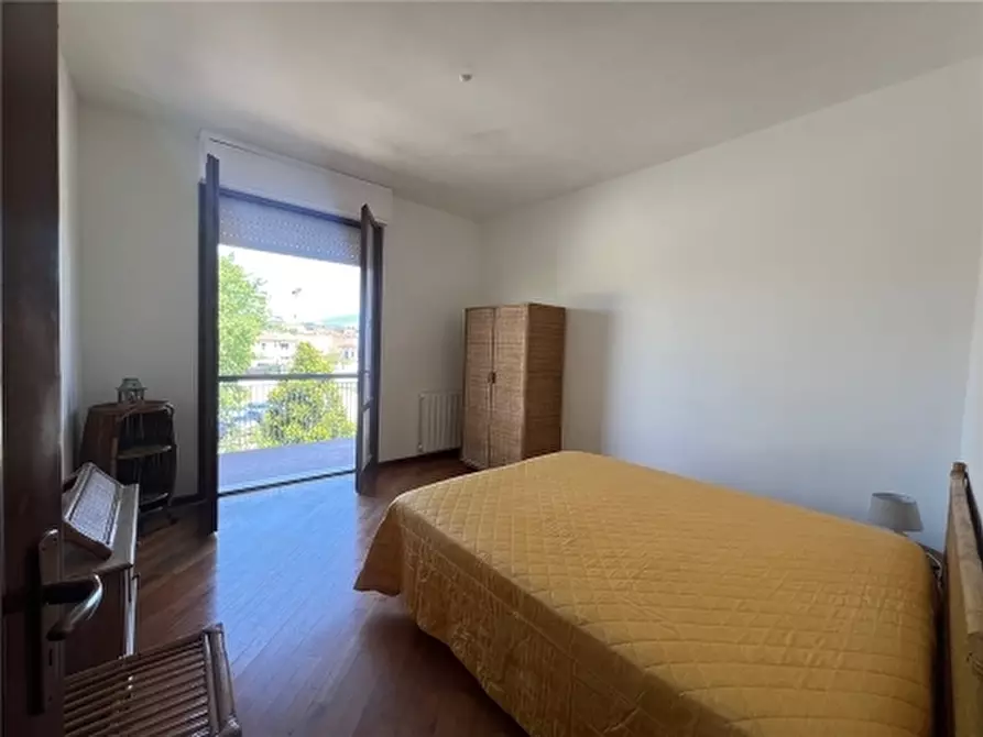 Immagine 19 di Appartamento in affitto  a Firenze