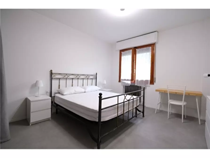 Immagine 16 di Appartamento in vendita  a Scandicci