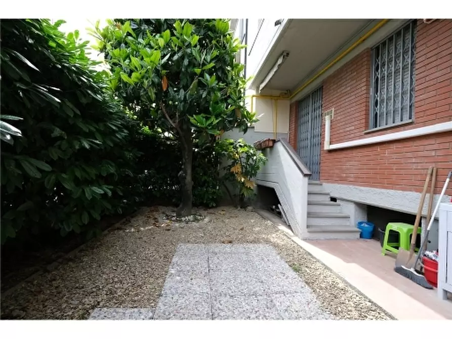 Immagine 27 di Appartamento in vendita  a Scandicci