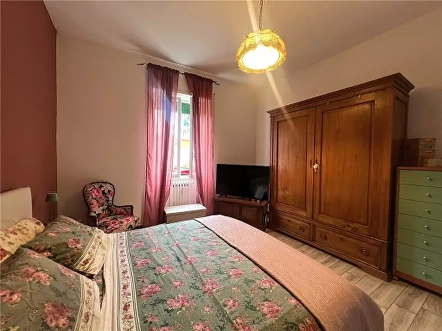 Immagine 17 di Appartamento in vendita  a Scandicci