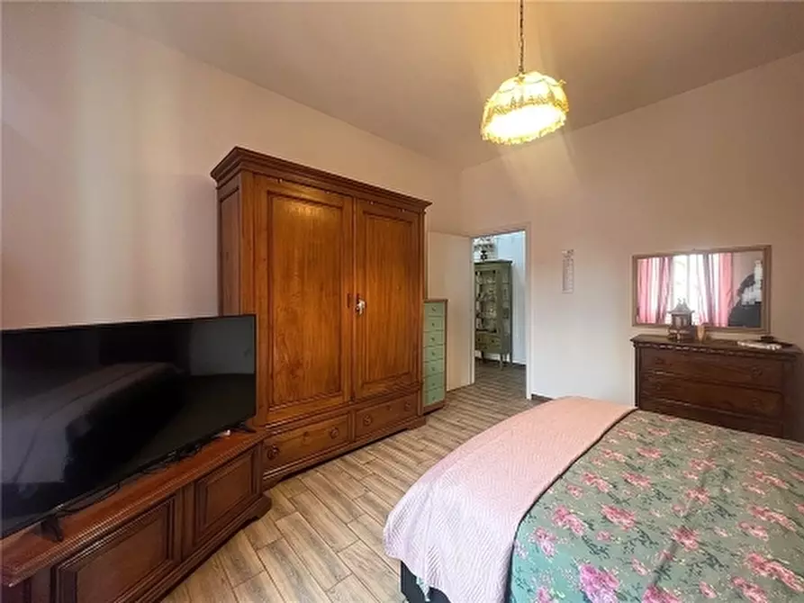 Immagine 18 di Appartamento in vendita  a Scandicci