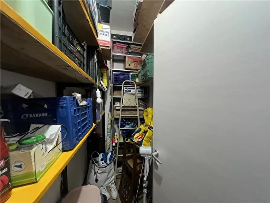 Immagine 19 di Appartamento in vendita  a Scandicci