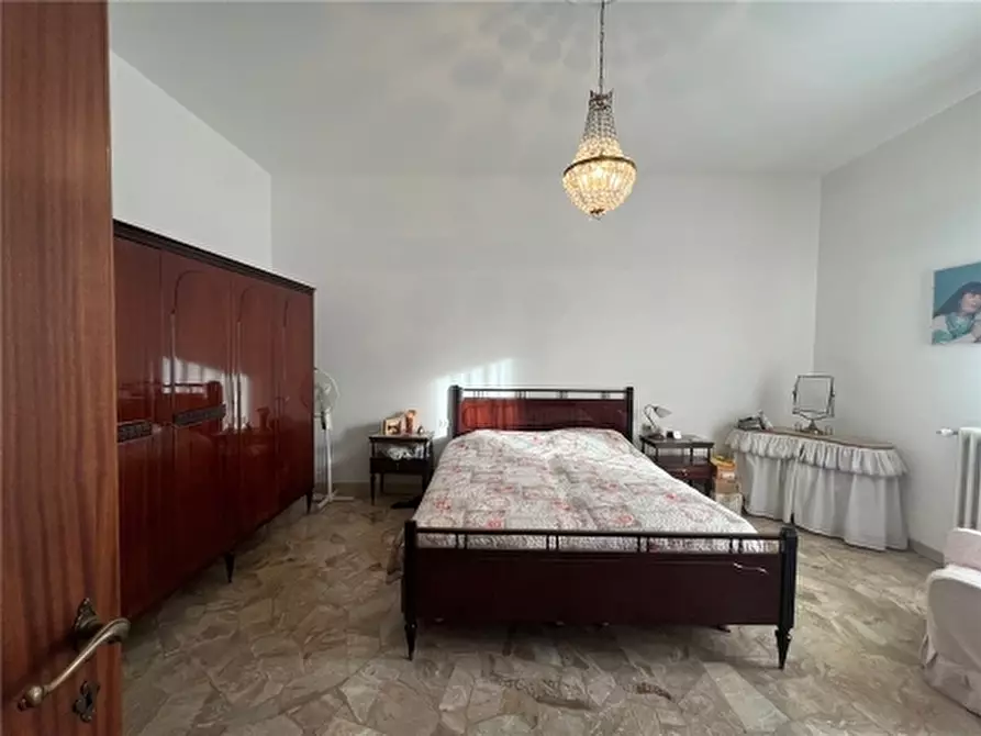 Immagine 1 di Appartamento in affitto  a Scandicci