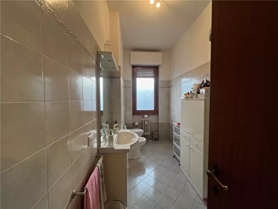 Immagine 4 di Appartamento in affitto  a Scandicci