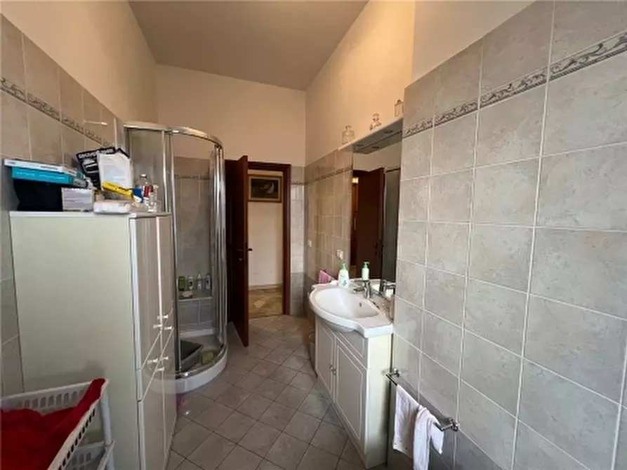 Immagine 5 di Appartamento in affitto  a Scandicci