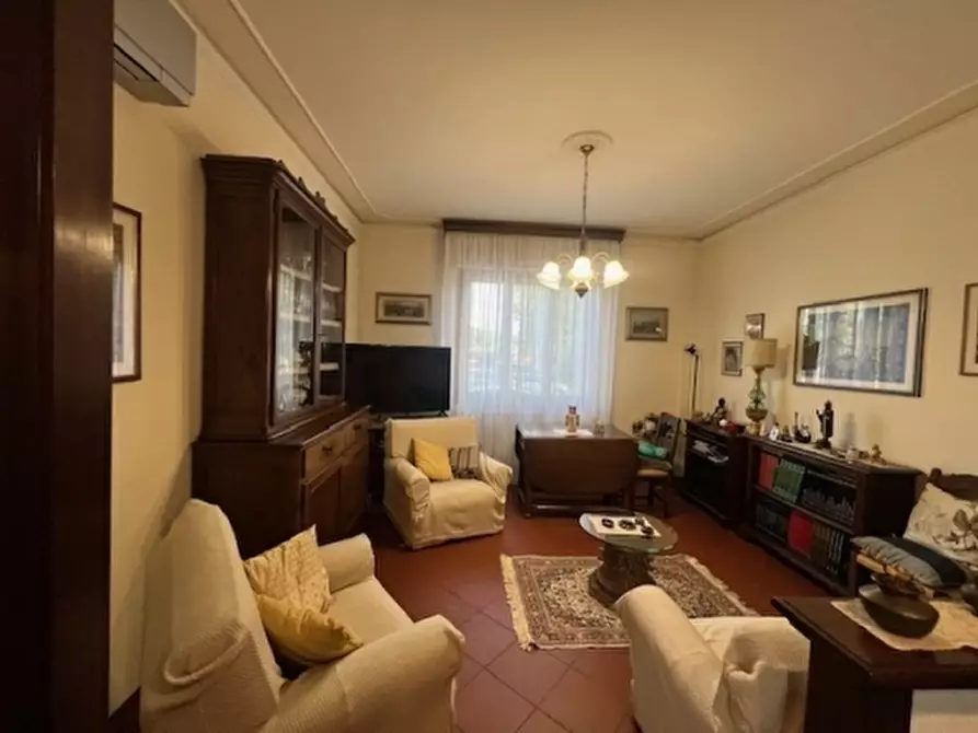 Immagine 2 di Appartamento in affitto  a Scandicci