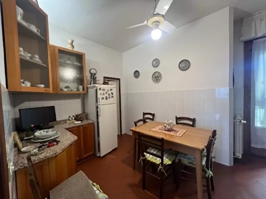 Immagine 6 di Appartamento in affitto  a Scandicci