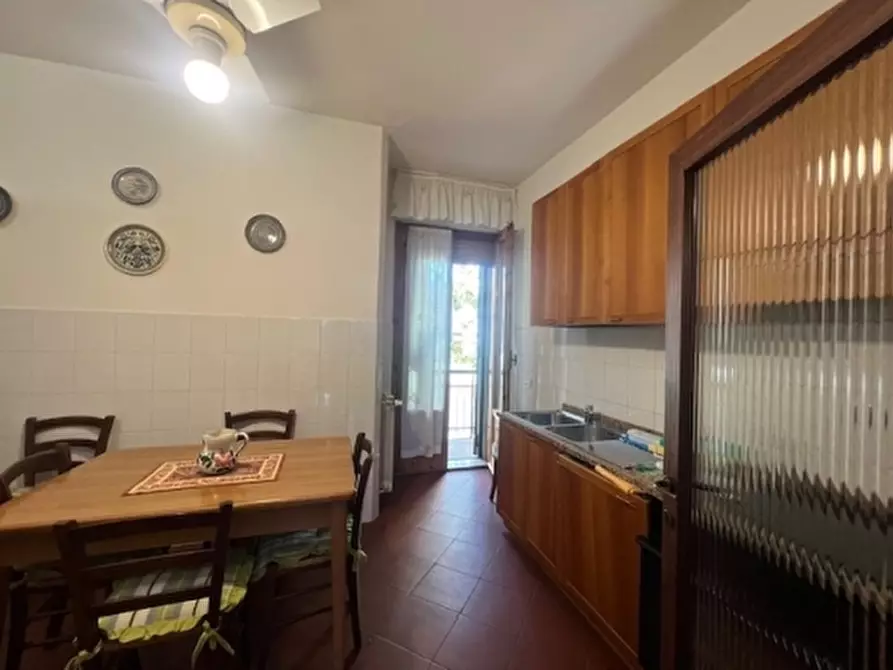 Immagine 8 di Appartamento in affitto  a Scandicci