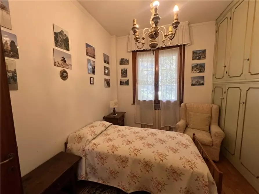 Immagine 17 di Appartamento in affitto  a Scandicci