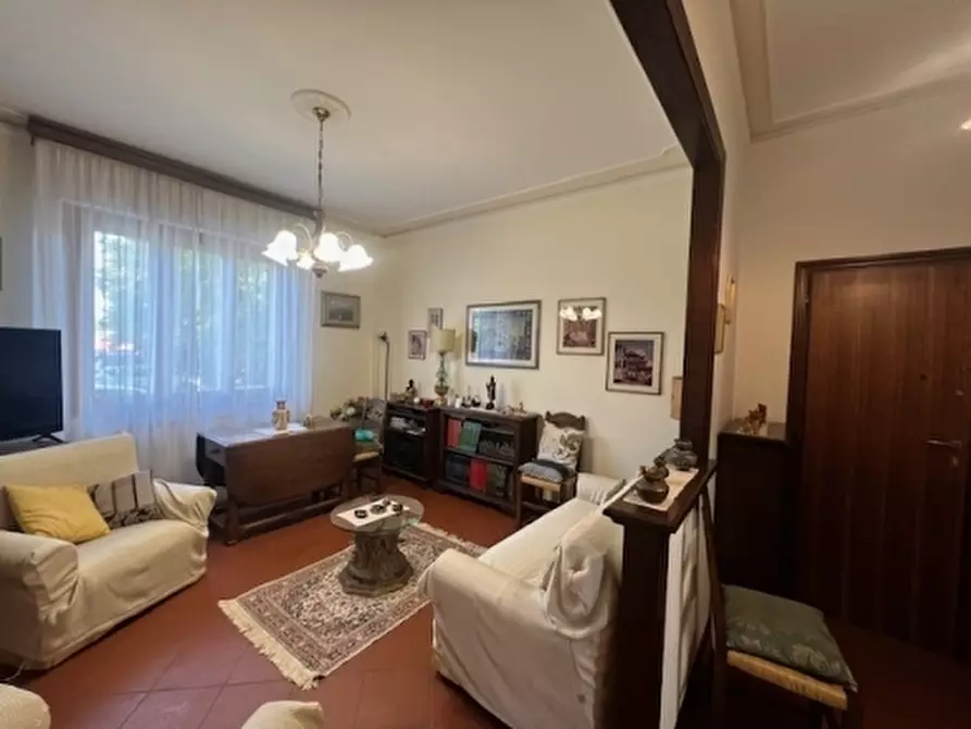 Immagine 45 di Appartamento in affitto  a Scandicci