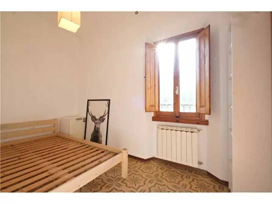 Immagine 19 di Appartamento in vendita  a Firenze