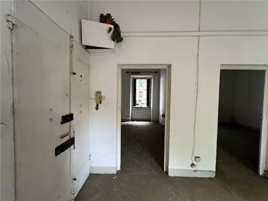 Immagine 11 di Appartamento in vendita  a Firenze