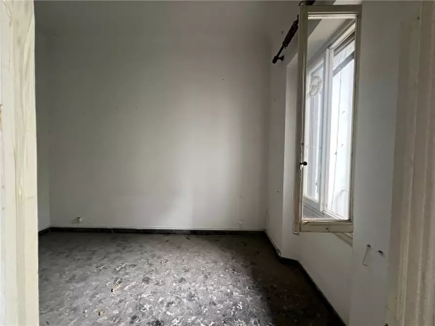 Immagine 17 di Appartamento in vendita  a Firenze