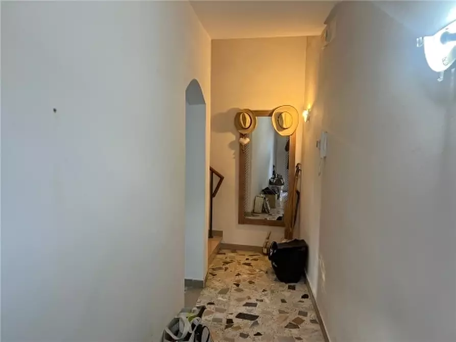 Immagine 10 di Appartamento in affitto  a Scandicci