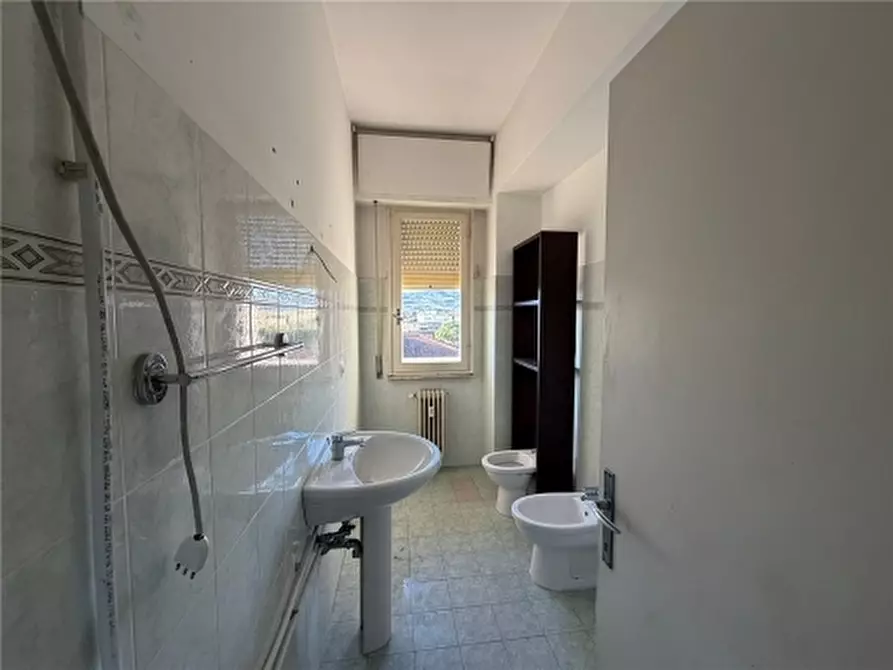 Immagine 10 di Appartamento in affitto  a Scandicci