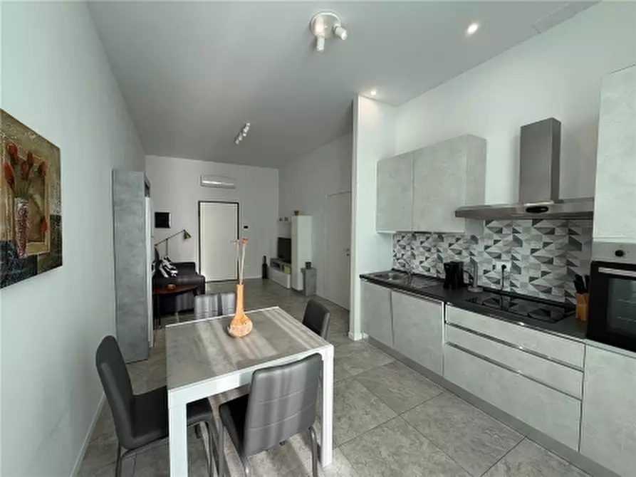 Immagine 7 di Appartamento in affitto  a Firenze