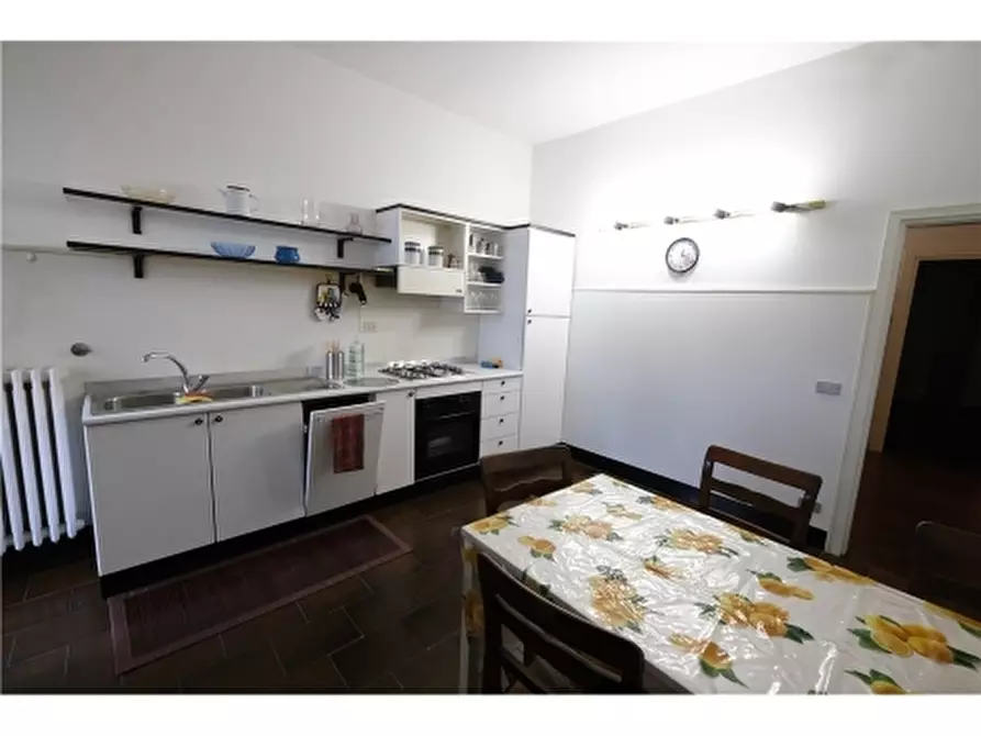 Immagine 1 di Appartamento in affitto  a Firenze