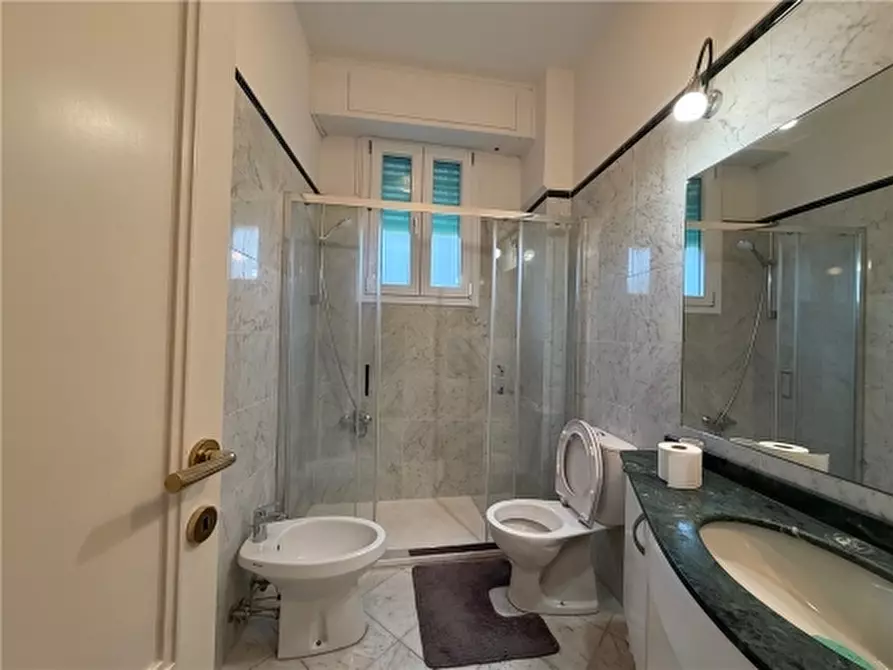 Immagine 15 di Appartamento in affitto  a Firenze