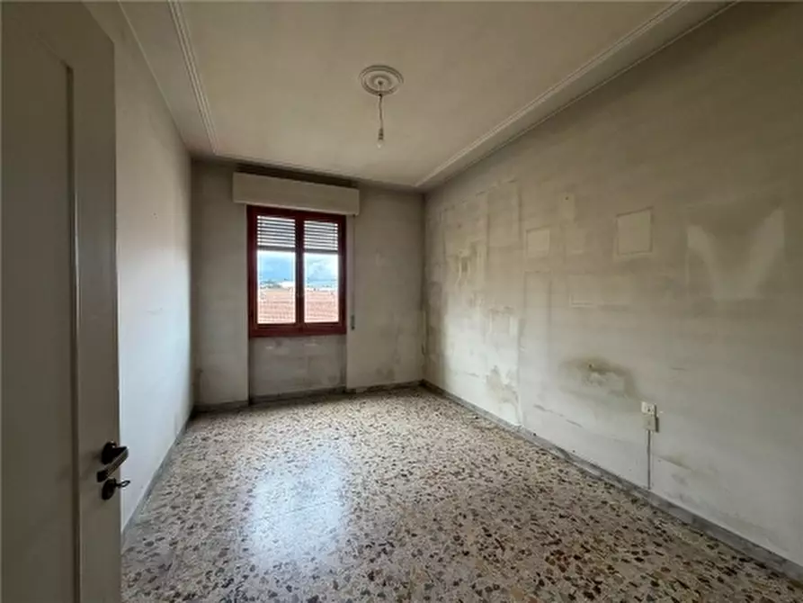 Immagine 8 di Appartamento in vendita  a Firenze