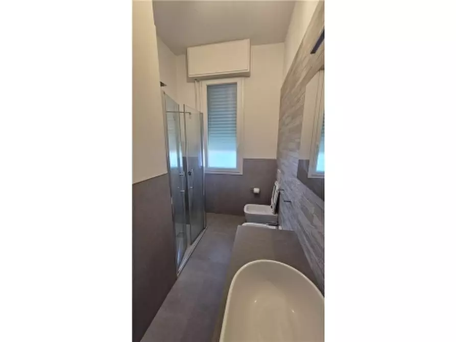 Immagine 11 di Appartamento in affitto  a Scandicci