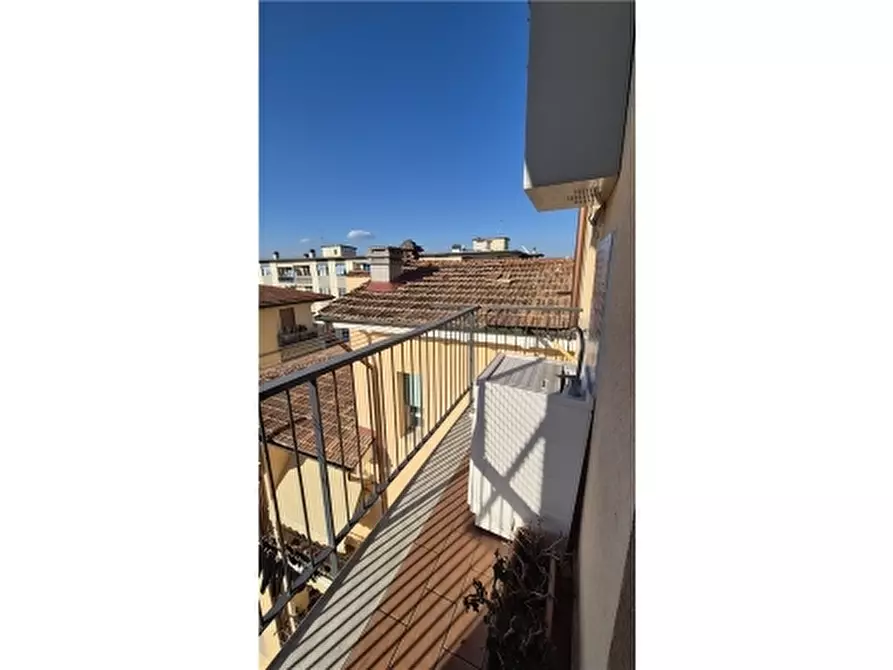 Immagine 15 di Appartamento in affitto  a Scandicci