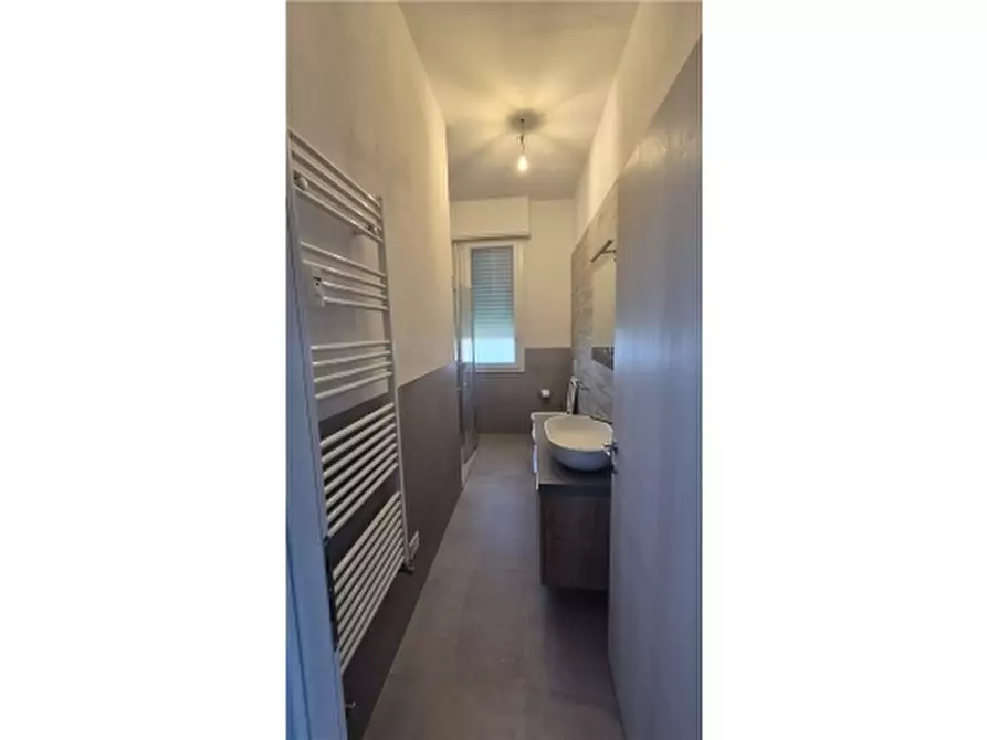 Immagine 18 di Appartamento in affitto  a Scandicci