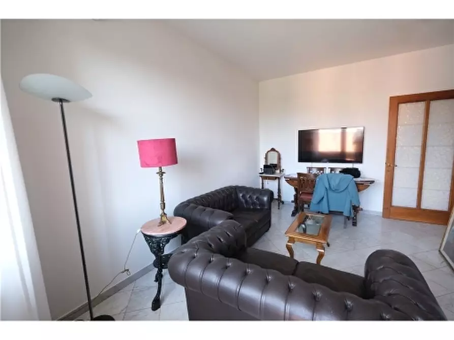 Immagine 3 di Appartamento in affitto  a Firenze