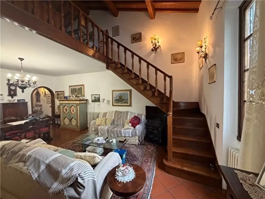 Immagine 6 di Appartamento in affitto  a Firenze