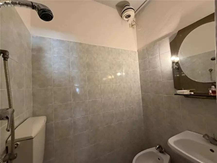 Immagine 5 di Appartamento in affitto  a Firenze