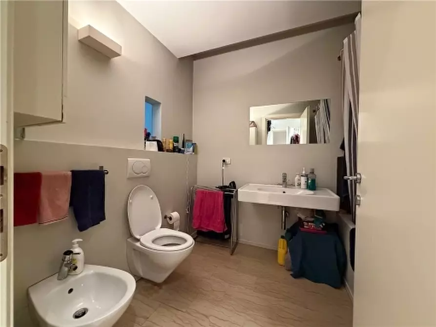 Immagine 9 di Appartamento in vendita  a Firenze
