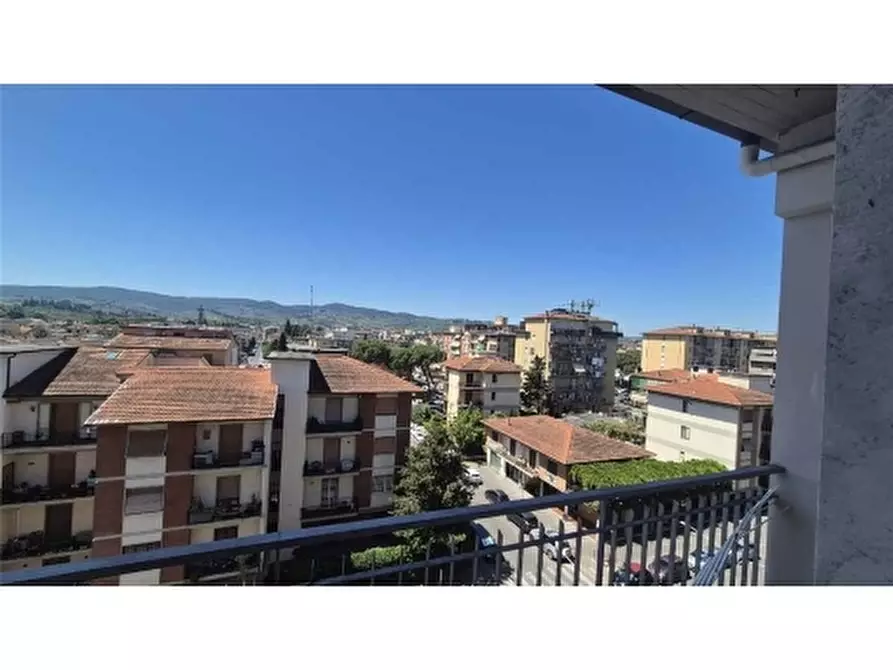 Immagine 7 di Appartamento in vendita  a Scandicci