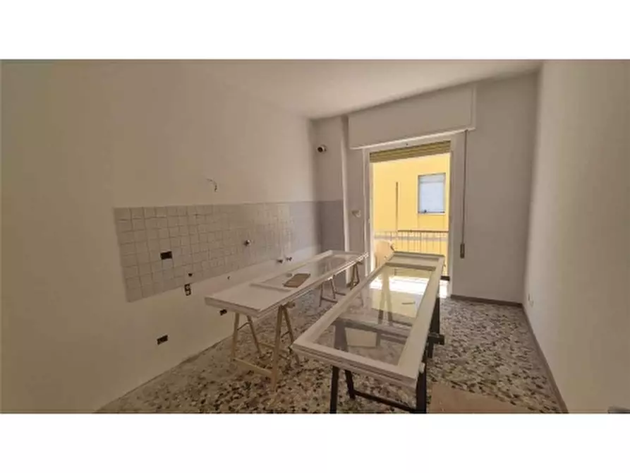 Immagine 16 di Appartamento in vendita  a Scandicci