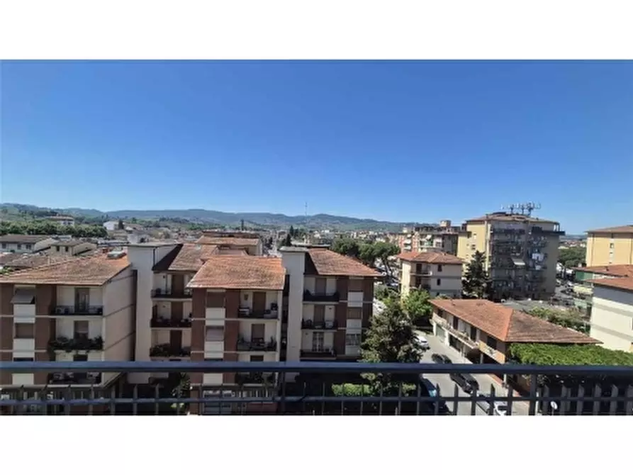 Immagine 21 di Appartamento in vendita  a Scandicci