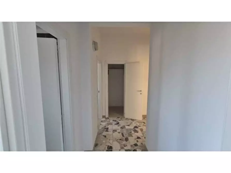 Immagine 23 di Appartamento in vendita  a Scandicci