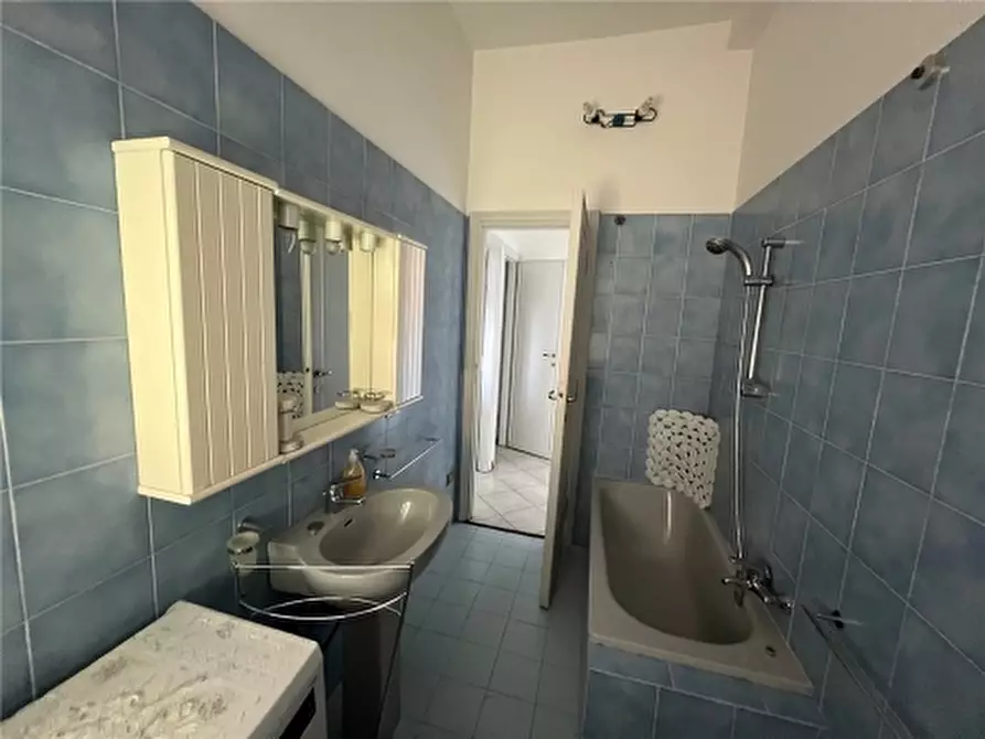 Immagine 5 di Appartamento in affitto  a Firenze
