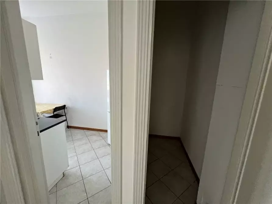 Immagine 6 di Appartamento in affitto  a Firenze