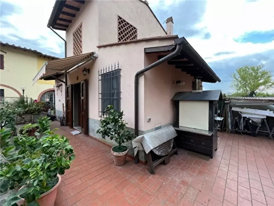 Immagine 4 di Villa in affitto  a Scandicci