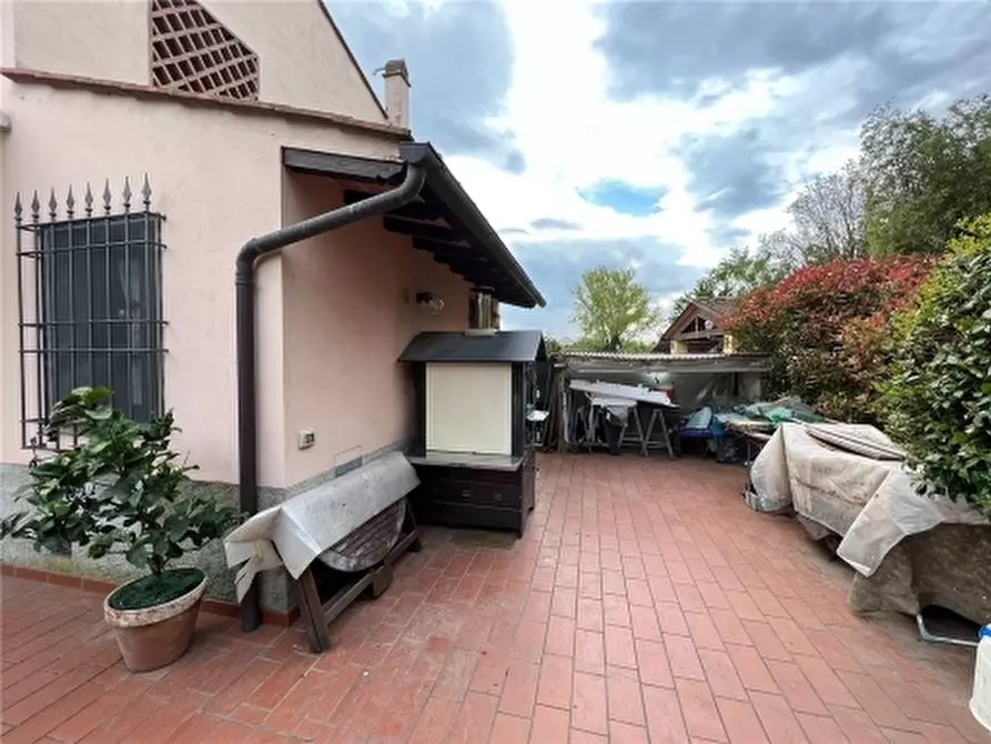 Immagine 5 di Villa in affitto  a Scandicci