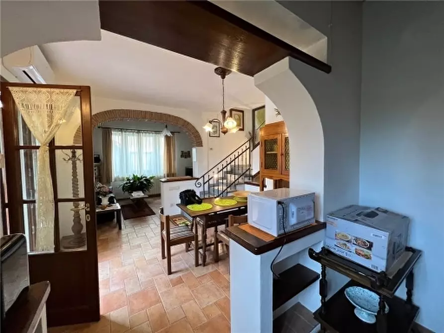 Immagine 10 di Villa in affitto  a Scandicci