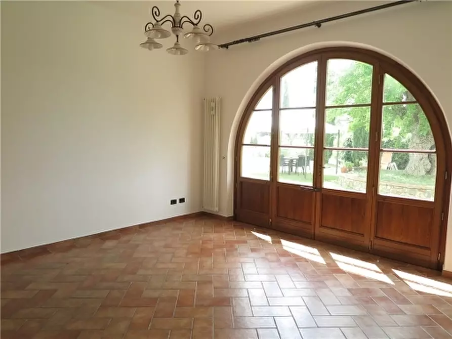 Immagine 5 di Rustico / casale in affitto  a Scandicci
