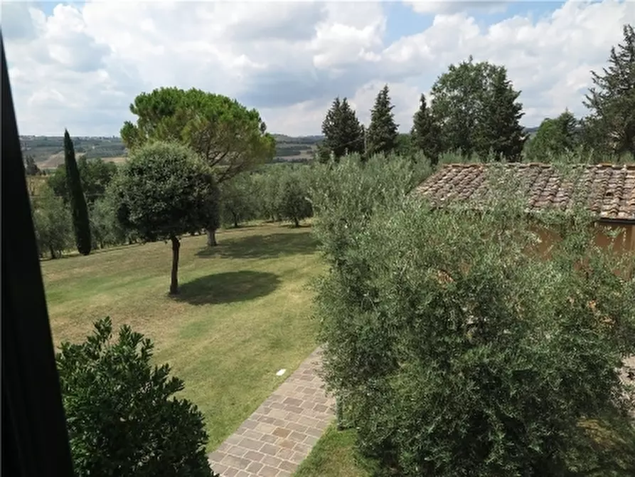 Immagine 8 di Rustico / casale in affitto  a Scandicci