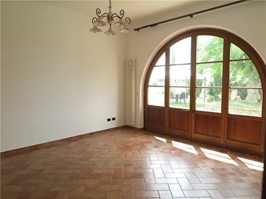 Immagine 22 di Rustico / casale in affitto  a Scandicci