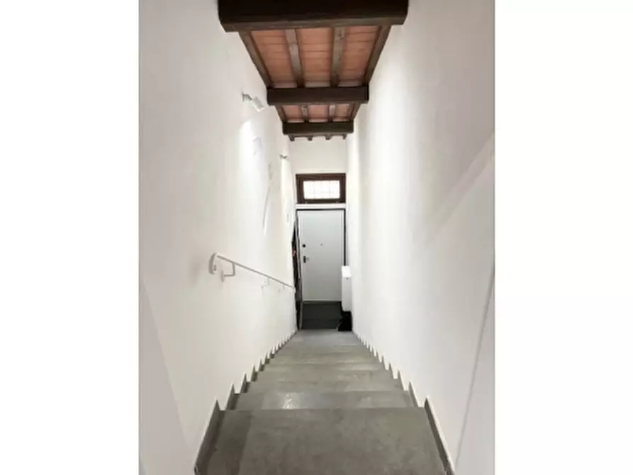 Immagine 11 di Rustico / casale in affitto  a Scandicci