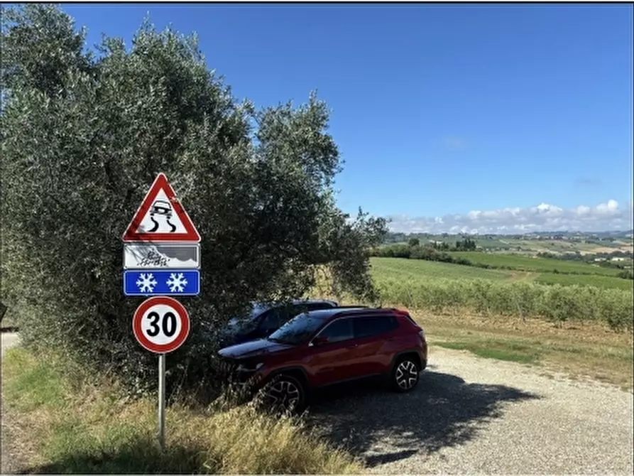 Immagine 34 di Rustico / casale in affitto  a Scandicci